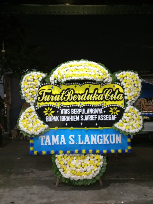 Papan Bunga Duka di Petogogan